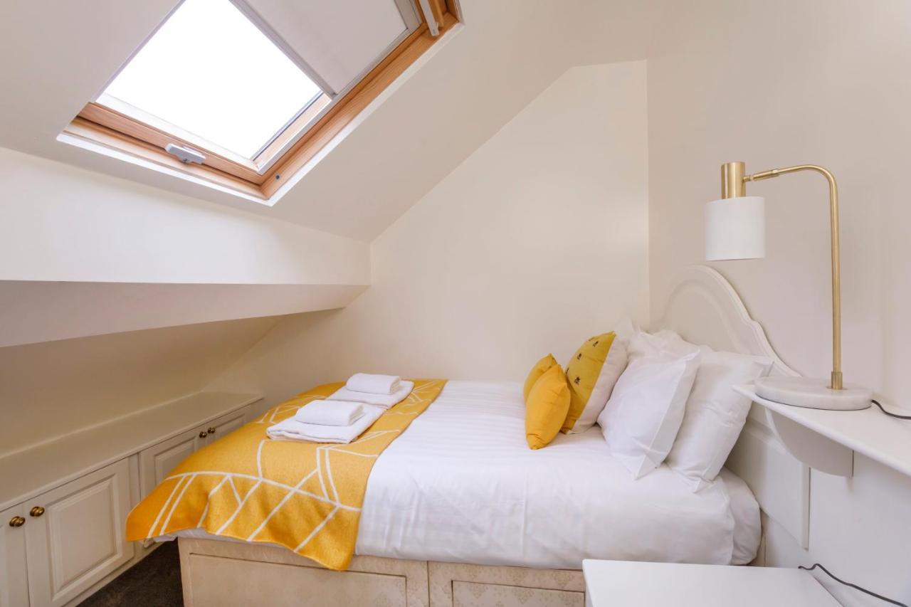 Shambles Suites In The Centre Of York, Sleeps 16 ภายนอก รูปภาพ