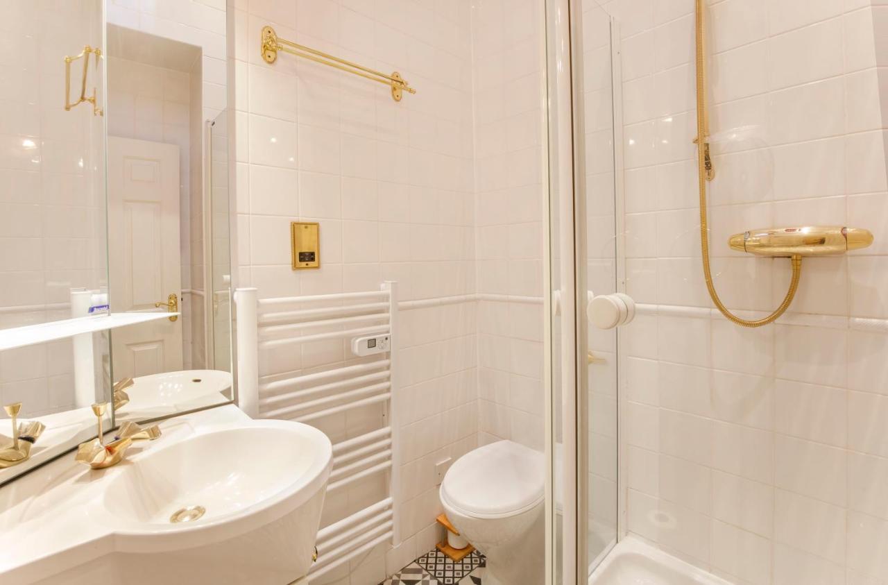 Shambles Suites In The Centre Of York, Sleeps 16 ภายนอก รูปภาพ